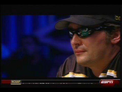 1. Phil Hellmuth vs Cristian Dragom